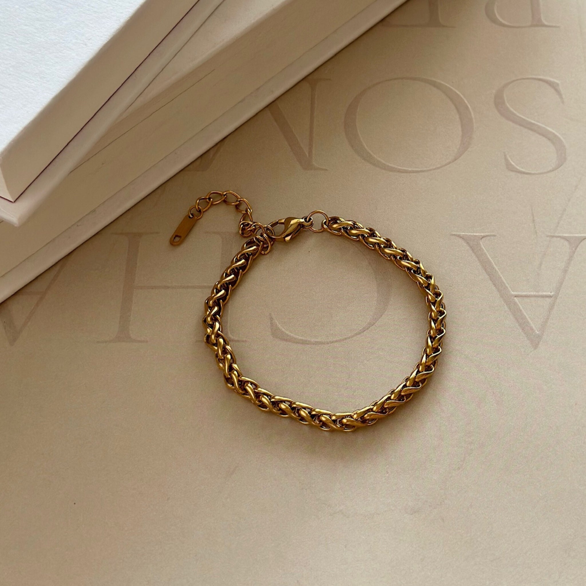 Tora Bracelet